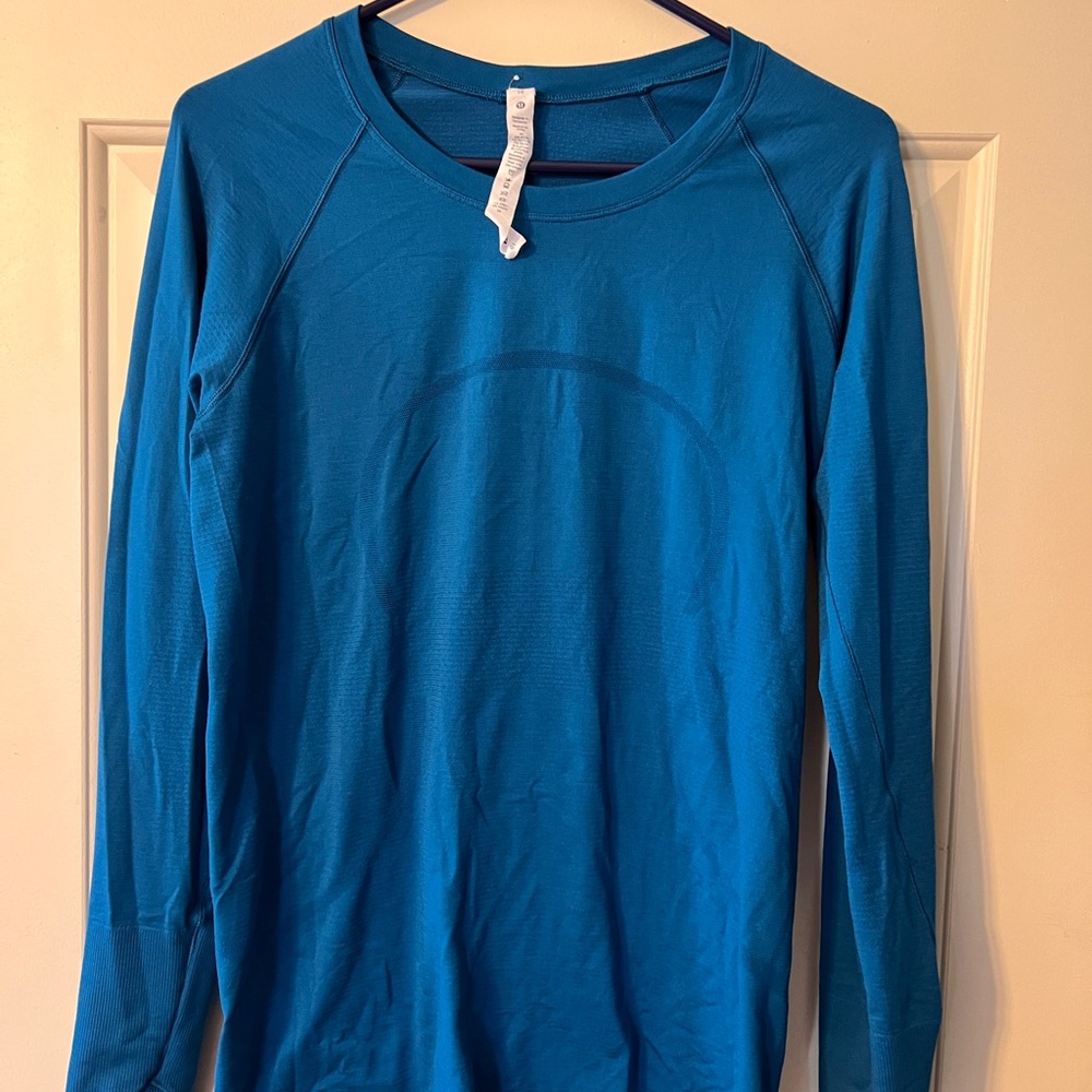 Lululemon Athletica Blue Long Sleeve Tee